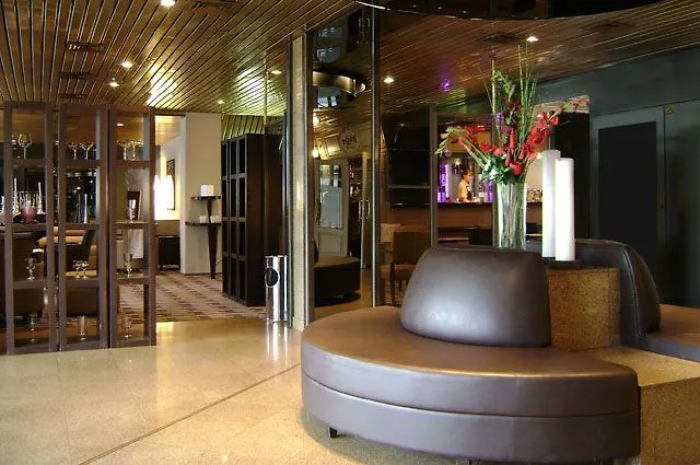 Median Paris Congres Hotel