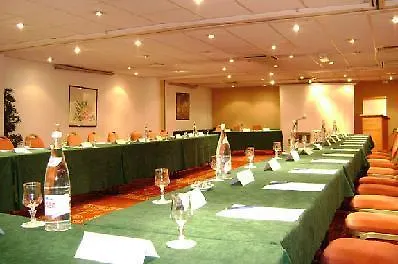 Median Paris Congres Hotel França