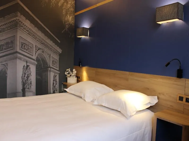 Median Paris Congres Hotel 3*,